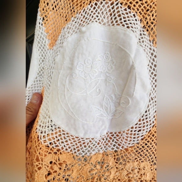 Vintage 70s LIM'S hand crocheted skirt with embroidered floral patches - Picture 8 of 10